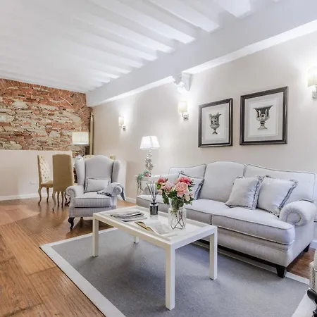 Lapo 2 Bedrooms And Outdoor In Appartement *